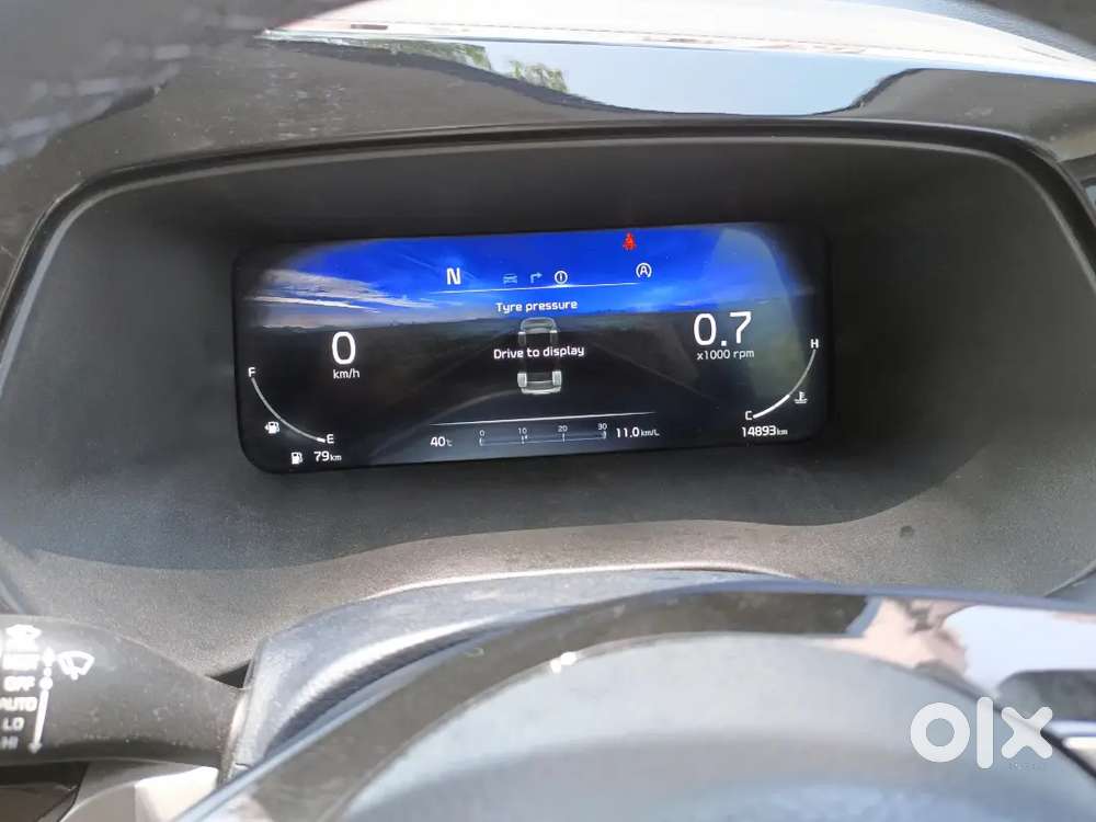 Kia Carens 2024 Petrol 14000 Km Driven