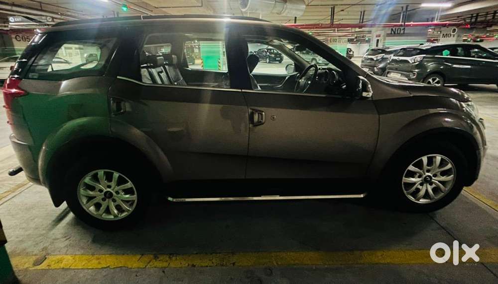 Mahindra Xuv500 2017 Diesel 97000 Km Driven