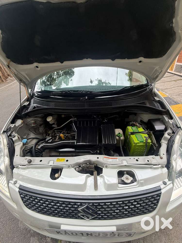 Maruti Suzuki Swift Vxi, 2011, Petrol