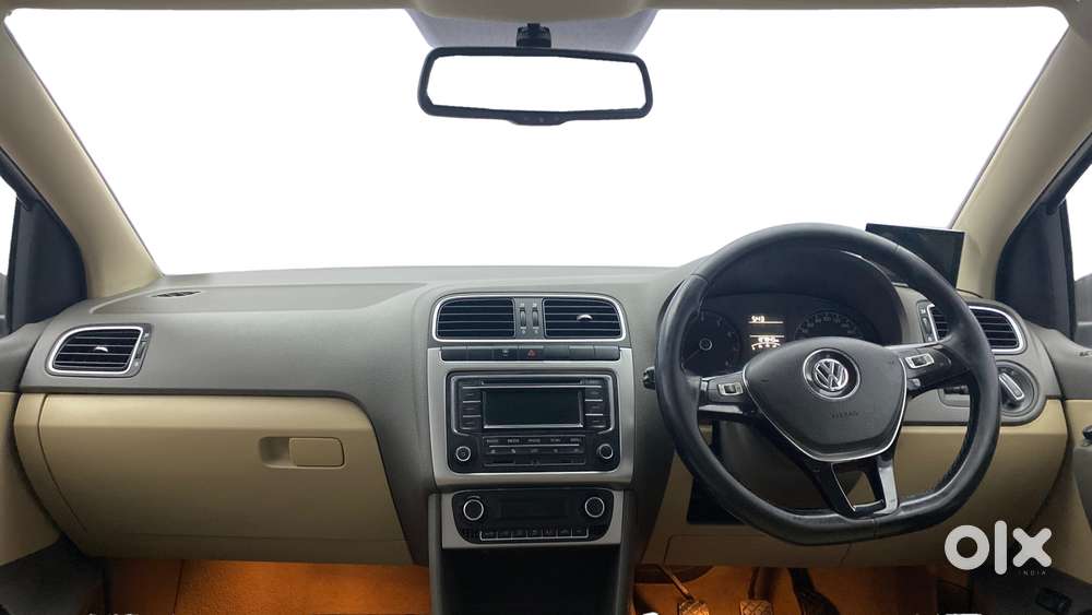 Volkswagen Vento 2013-2015 1.6 Highline, 2015, Petrol