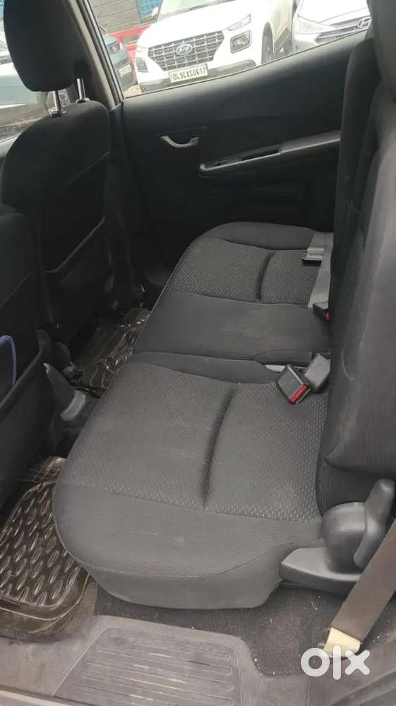 Honda Br-v 8 Seater 2016 Petrol 24058 Km Driven Well Maintained