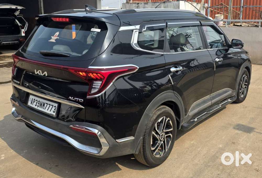 Kia Carens Luxury (o)1.5 Diesel At 7 Str, 2022, Diesel