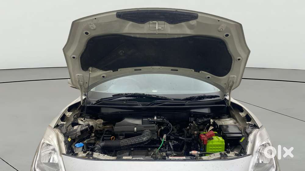 Maruti Suzuki Swift Vxi Cng, 2023, Cng & Hybrids