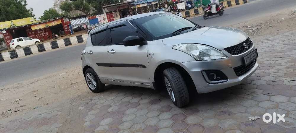 Maruti Suzuki Swift 2015 Diesel 127000 Km Driven