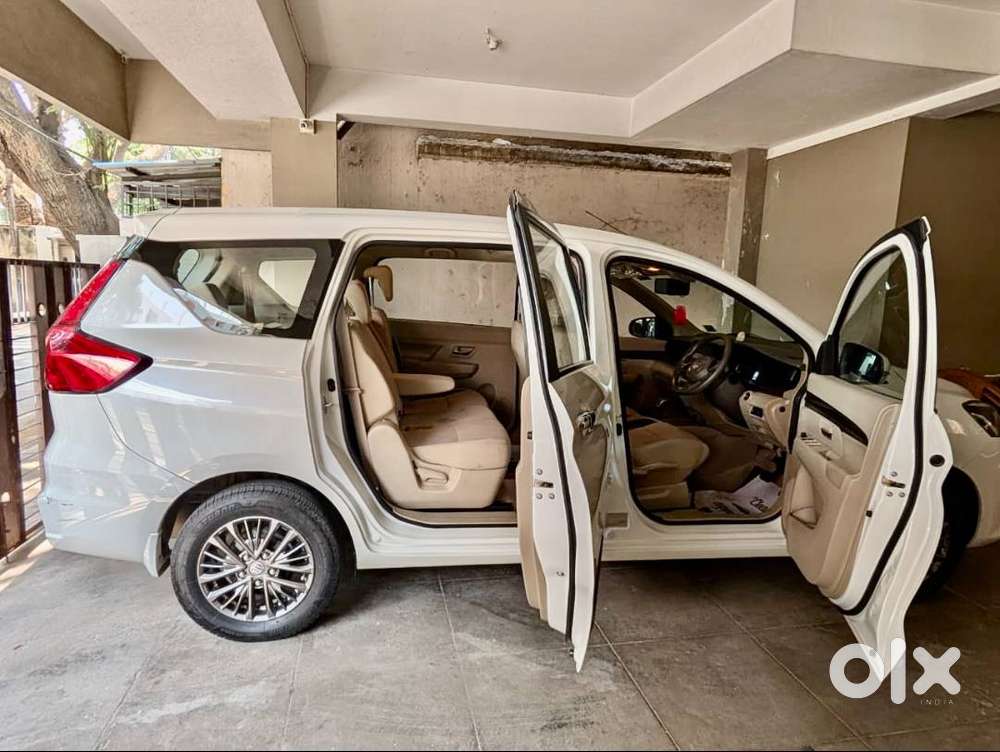 Maruti Suzuki Ertiga (zxi At) Petrol For Immediate Sale