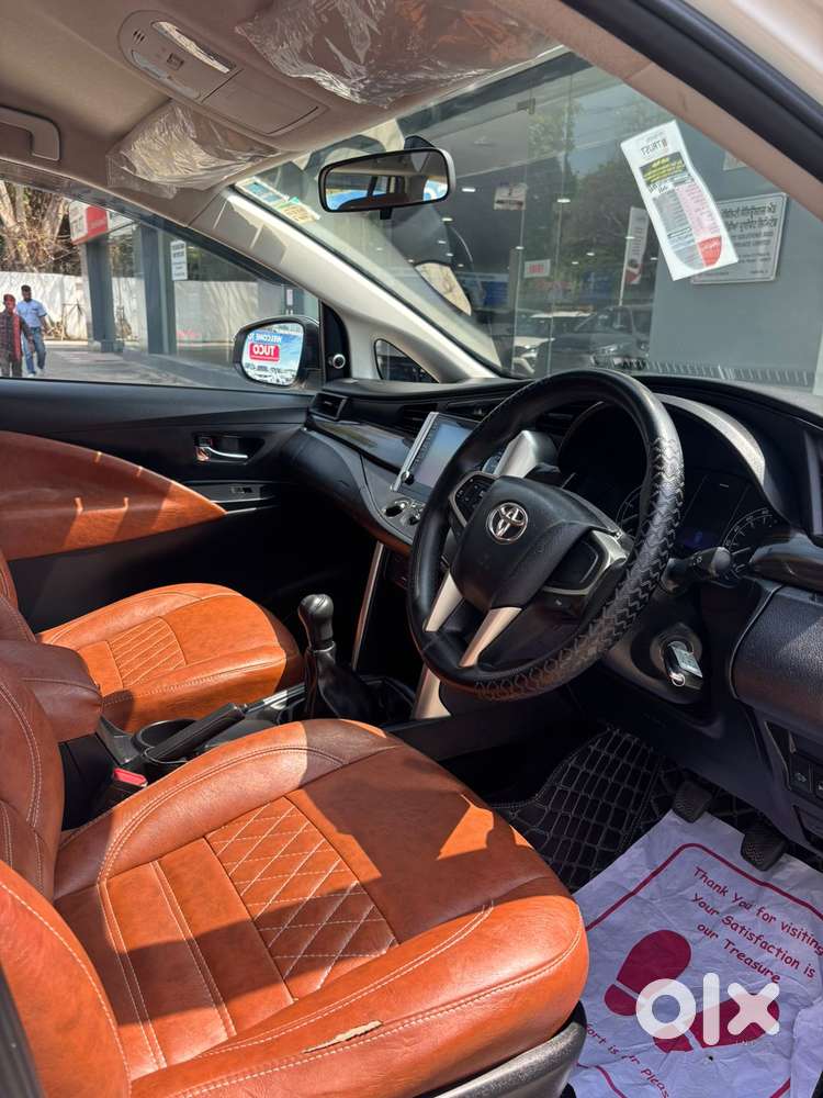 Toyota Innova Crysta [2020-ongoing] 2.4 Gx 7 Str, 2021