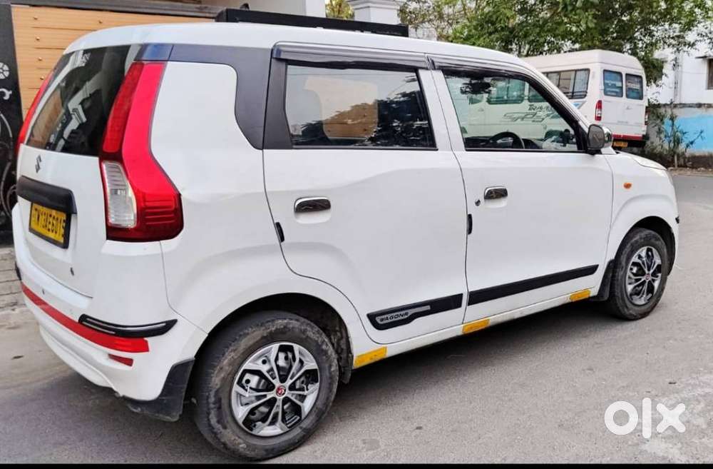 Maruti Suzuki Wagon R 1.0 Lxi Cng, 2024, Cng & Hybrids