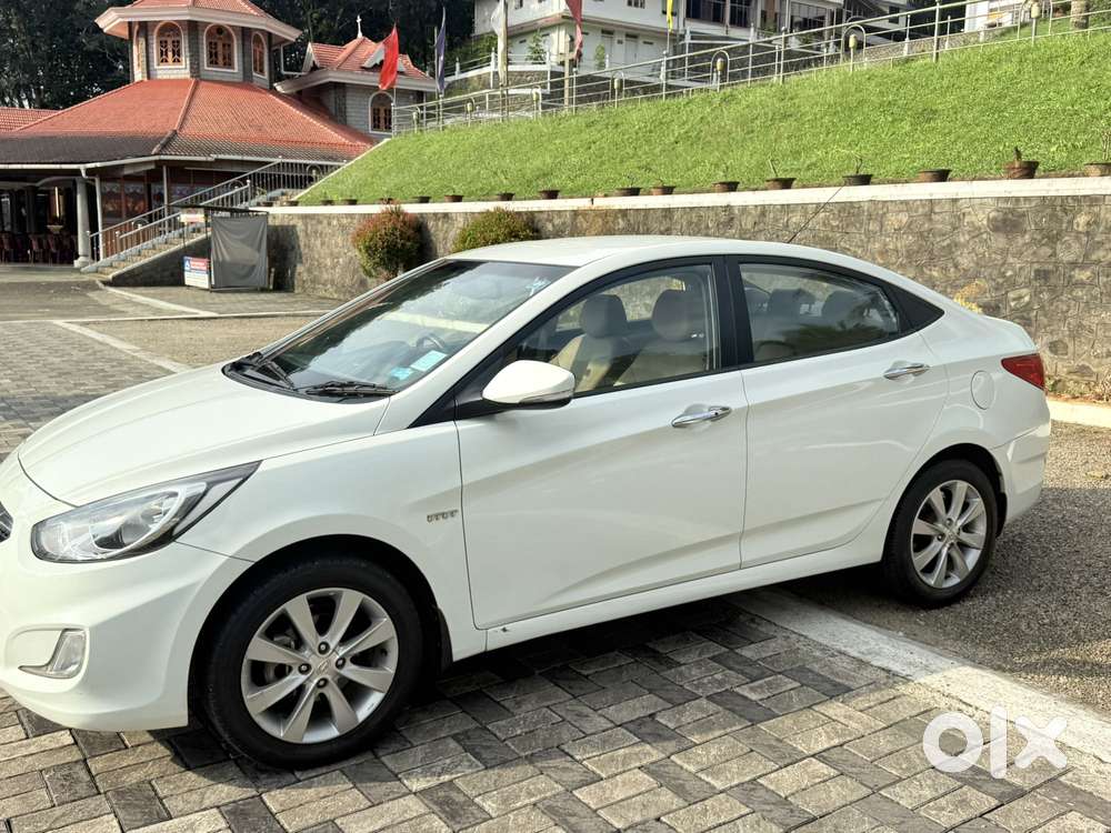 Hyundai Verna 1.6 Sx (o) Vtvt, 2013, Petrol