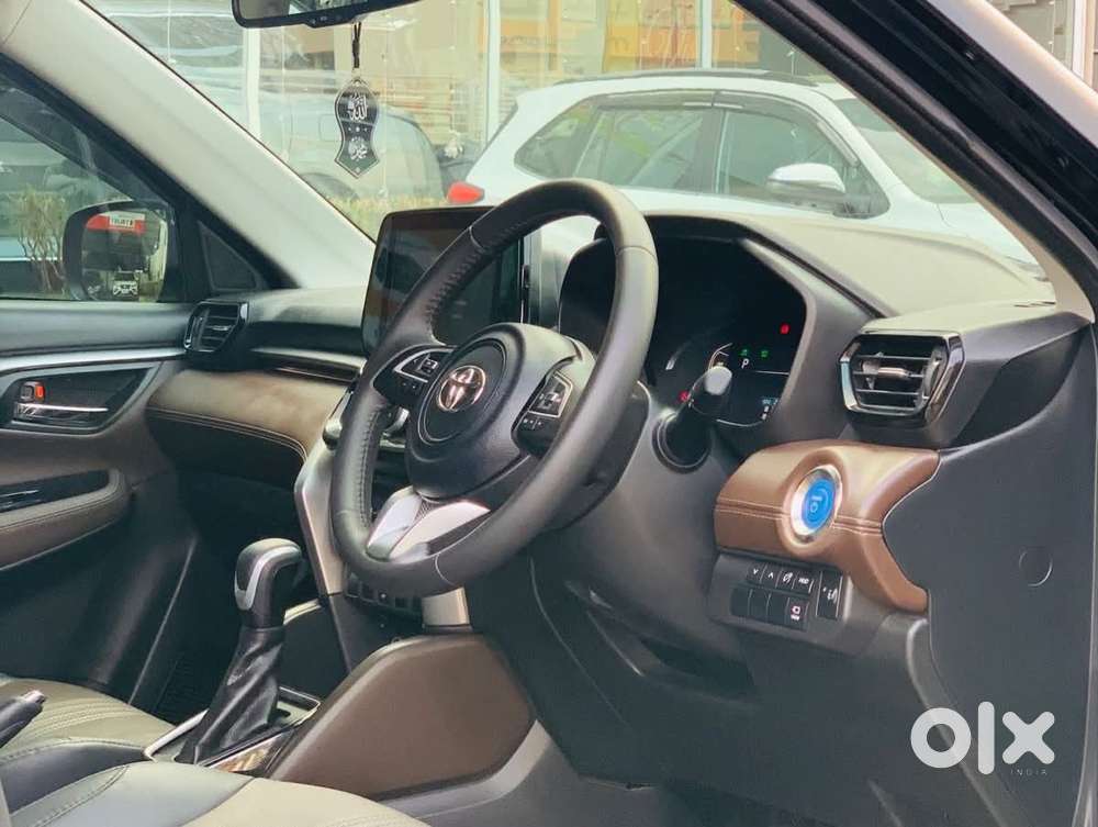 Toyota Urban Cruiser Hyryder 1.5 G Hybrid, 2025, Petrol