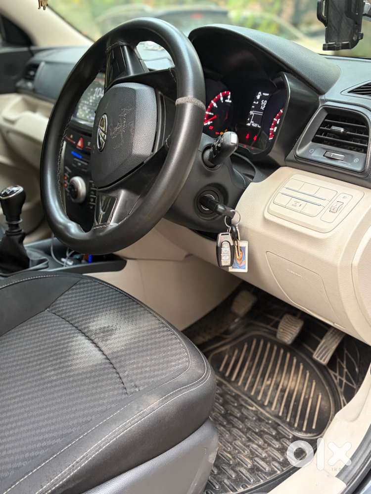 Available For Sale Mahindra Xuv300