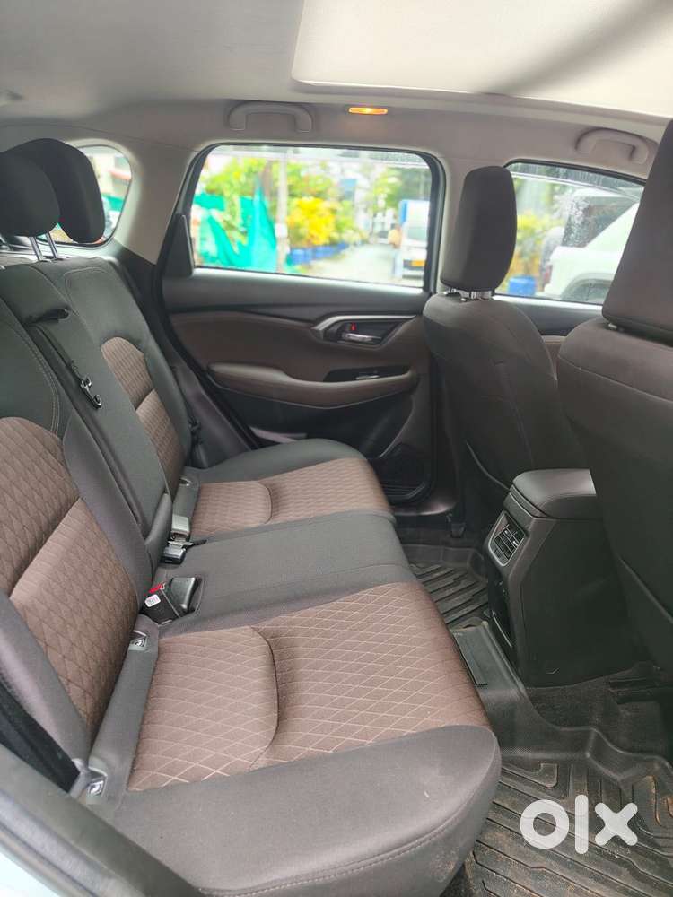 Toyota Urban Cruiser Hyryder 1.5 G Hybrid, 2025, Petrol