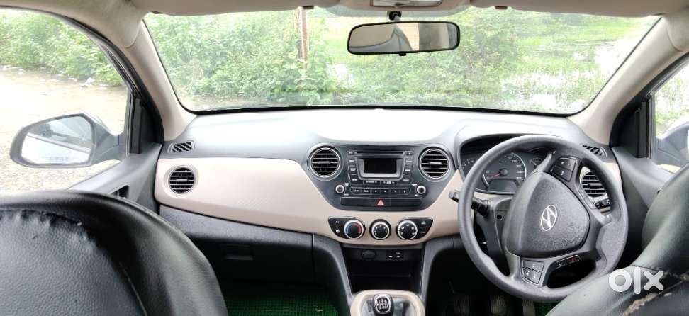 Hyundai Grand I10 Sportz, 2016, Petrol
