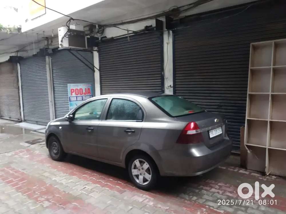 Chevrolet Aveo 2011 Petrol 79000 Km Driven