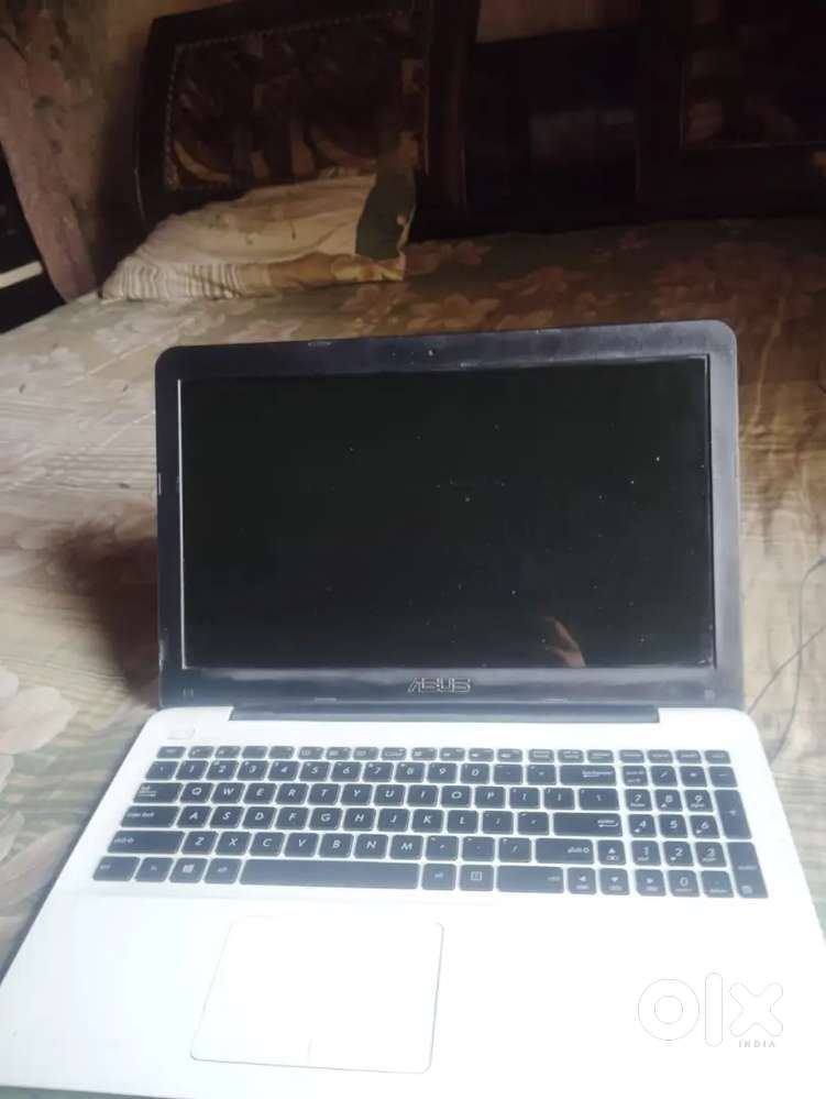 1000 GB 1  ghanta battery backup 4ram good condition