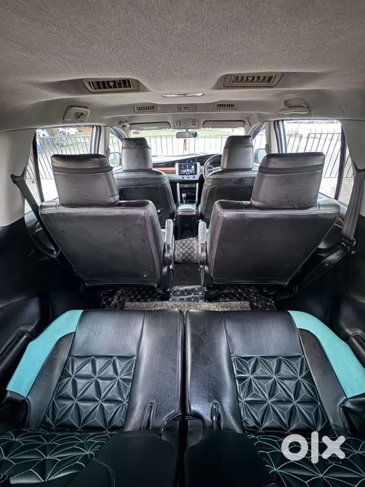 Toyota Innova Crysta 2.8 Gx At 7 Str, 2016, Diesel