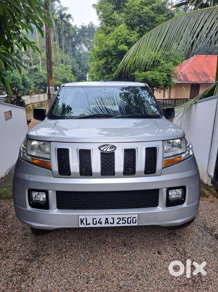 Mahindra Tuv 300 T4 Plus, 2016, Diesel