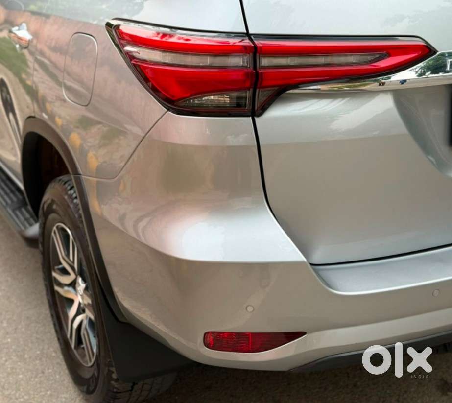 Toyota Fortuner, 2025, Petrol