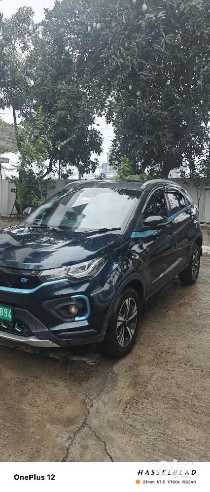 Tata Nexon Ev Max 2023 Plus Lux