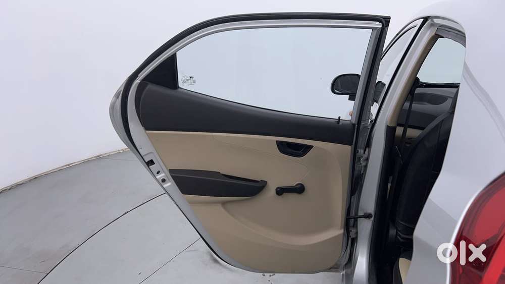 Hyundai Eon Magna +, 2015, Petrol