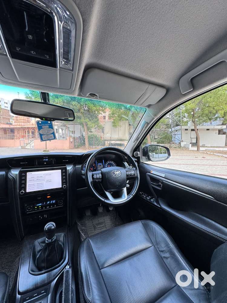 Toyota Fortuner [2021-ongoing] 2.8 2wd Diesel Mt, 2021, Diesel