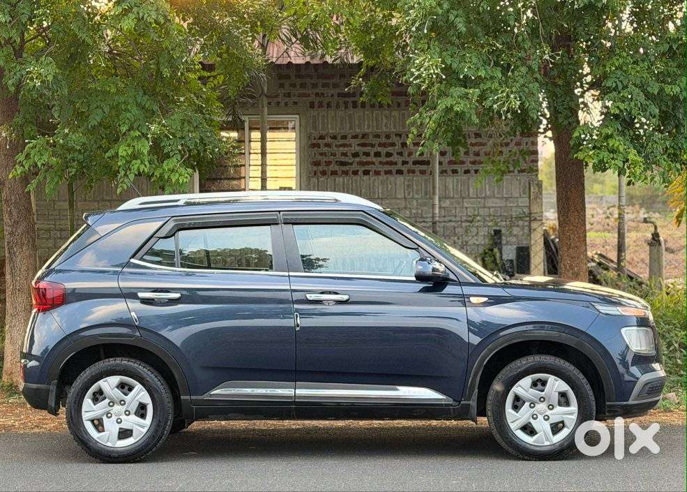 Hyundai Venue, 2021, Petrol