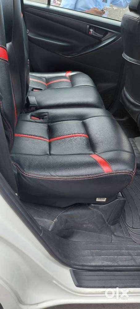 Toyota Innova Crysta 2.4 Gx Limited Edition 8 Str, 2023, Diesel