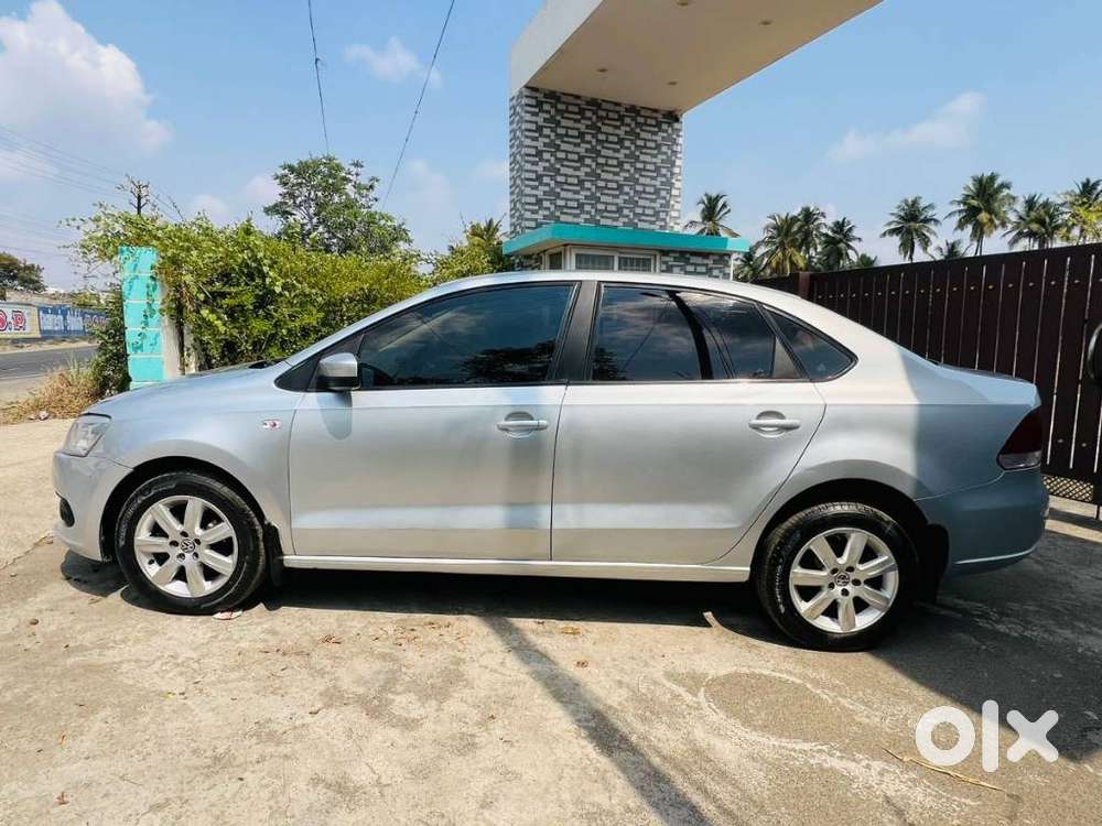 Volkswagen Vento 2010-2013 Petrol Highline, 2012, Petrol