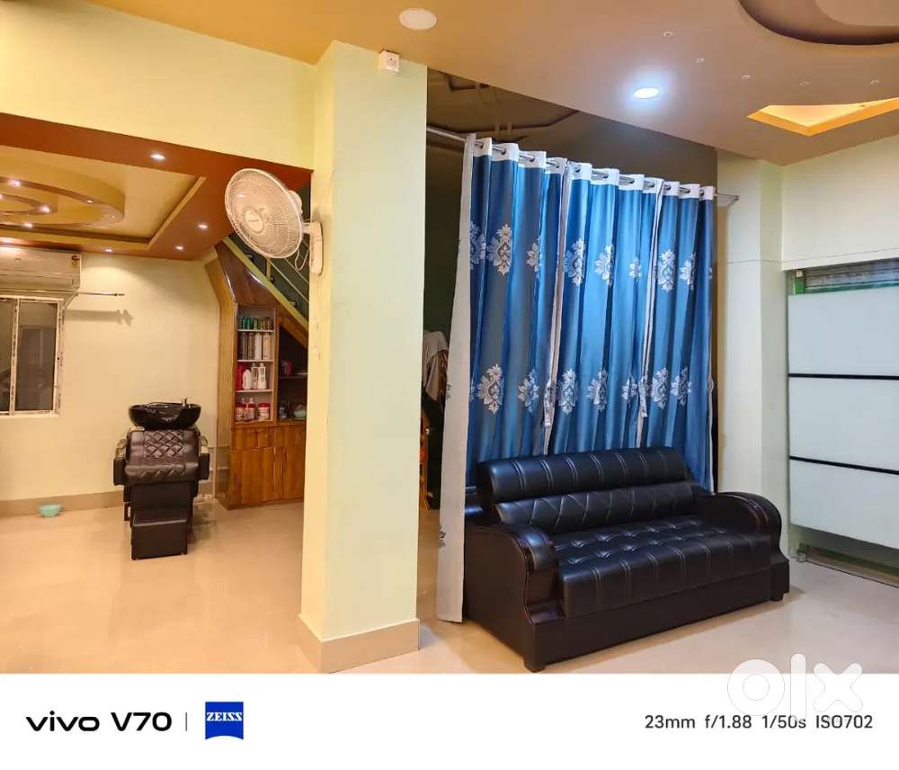 Fully Furnished parlour Furniture