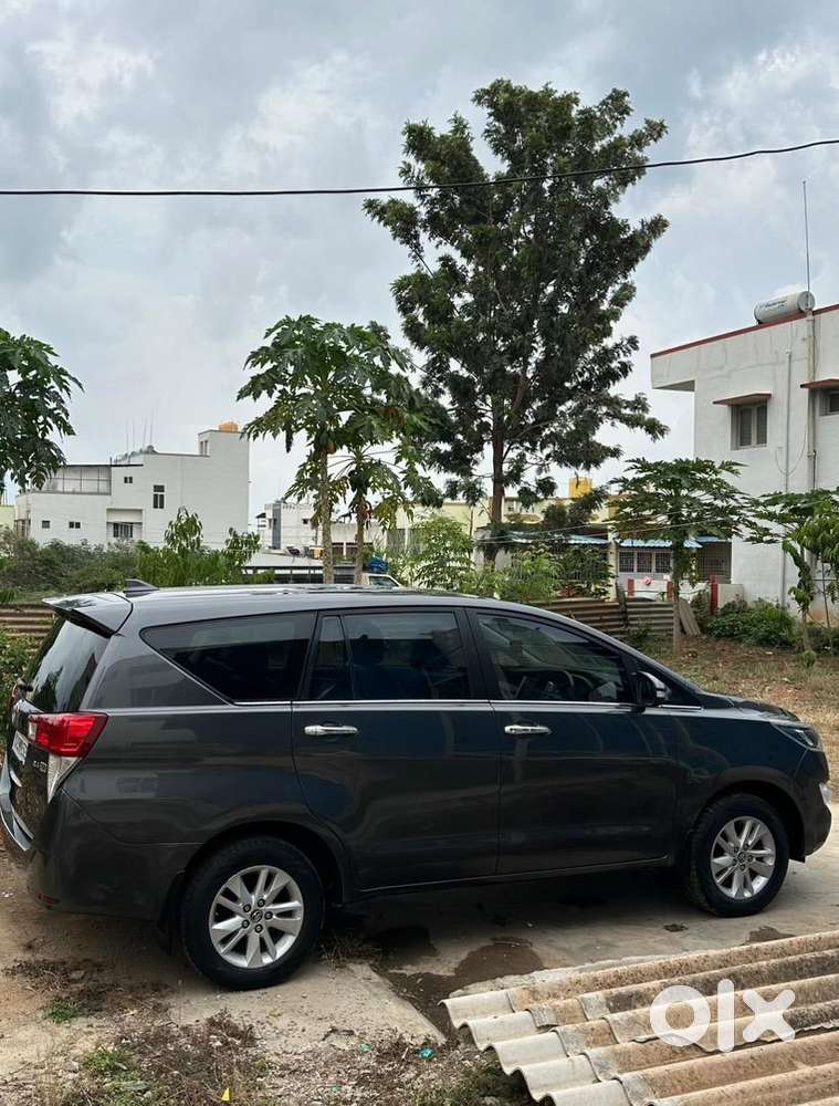 Innova Crysta 2.4  V