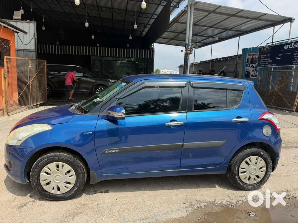 Maruti Swift Vxi