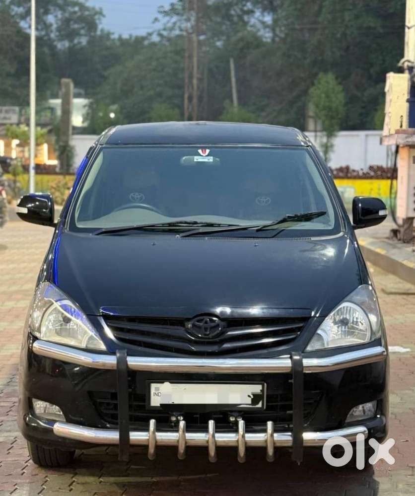 Toyota Innova 2004-2011 2.5 V Diesel 8-seater, 2008, Diesel
