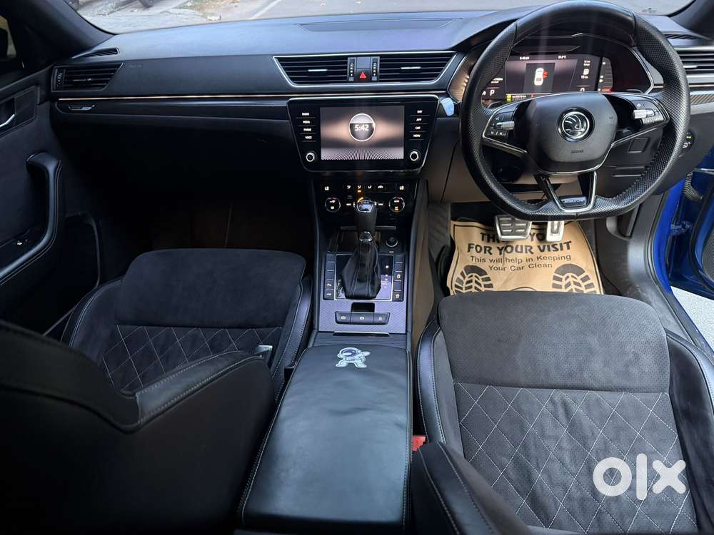 Skoda Superb [2020-ongoing] 1.8 Sportline, 2022, Petrol