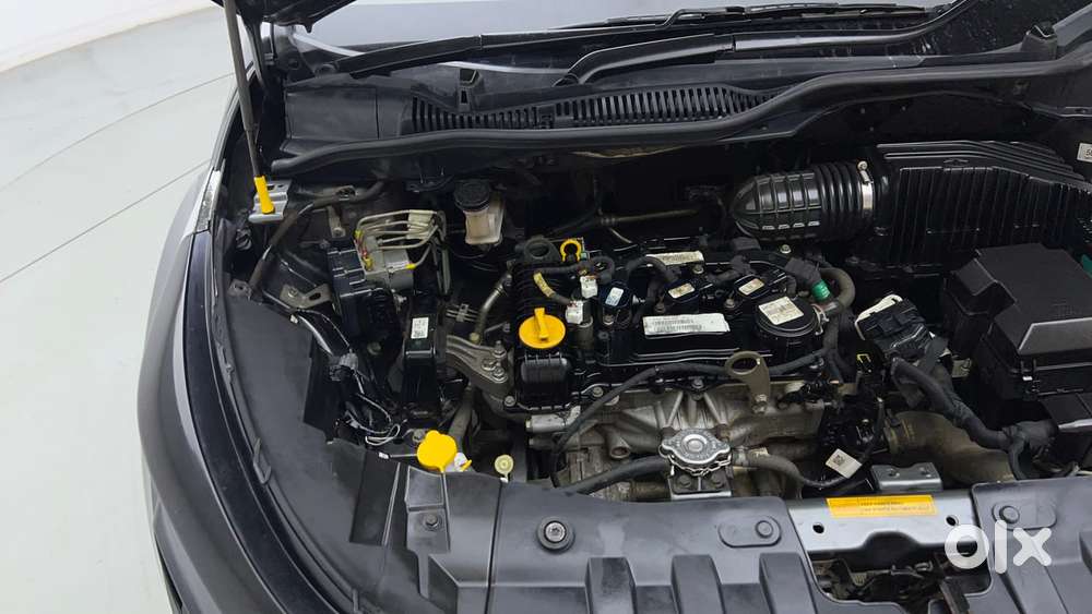Tata Altroz 1.2 Xe, 2022, Petrol