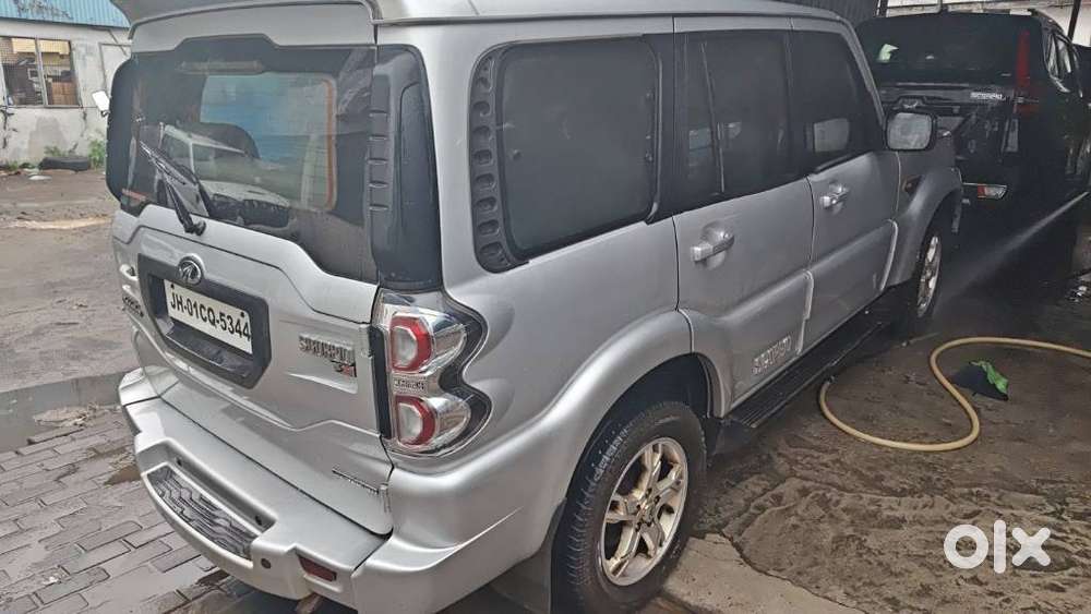 Mahindra Scorpio S10, 2017, Diesel