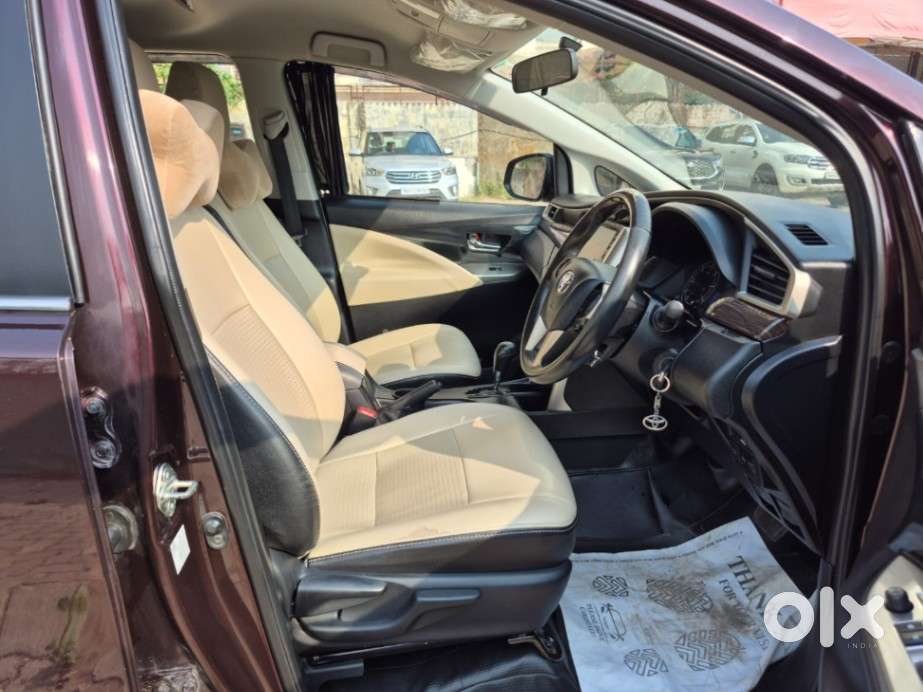 Toyota Innova Crysta [2020-ongoing] 2.7 Gx At 8 Str, 2022, Diesel