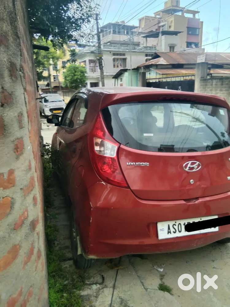 Hyundai Eon Petrol Well Maintained