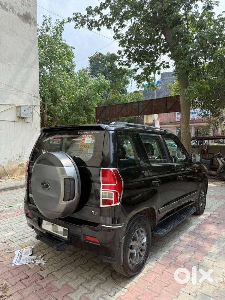 Mahindra Tuv 300 T10, 2018, Diesel