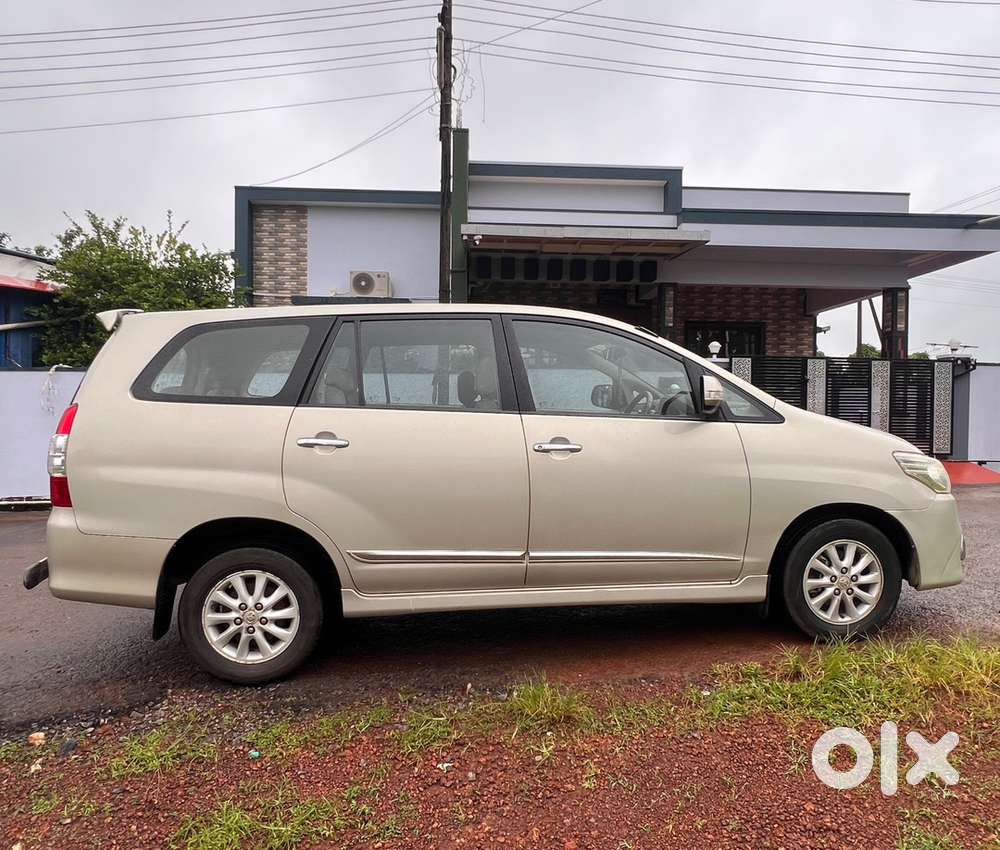 Toyota Innova 2014 Diesel Car