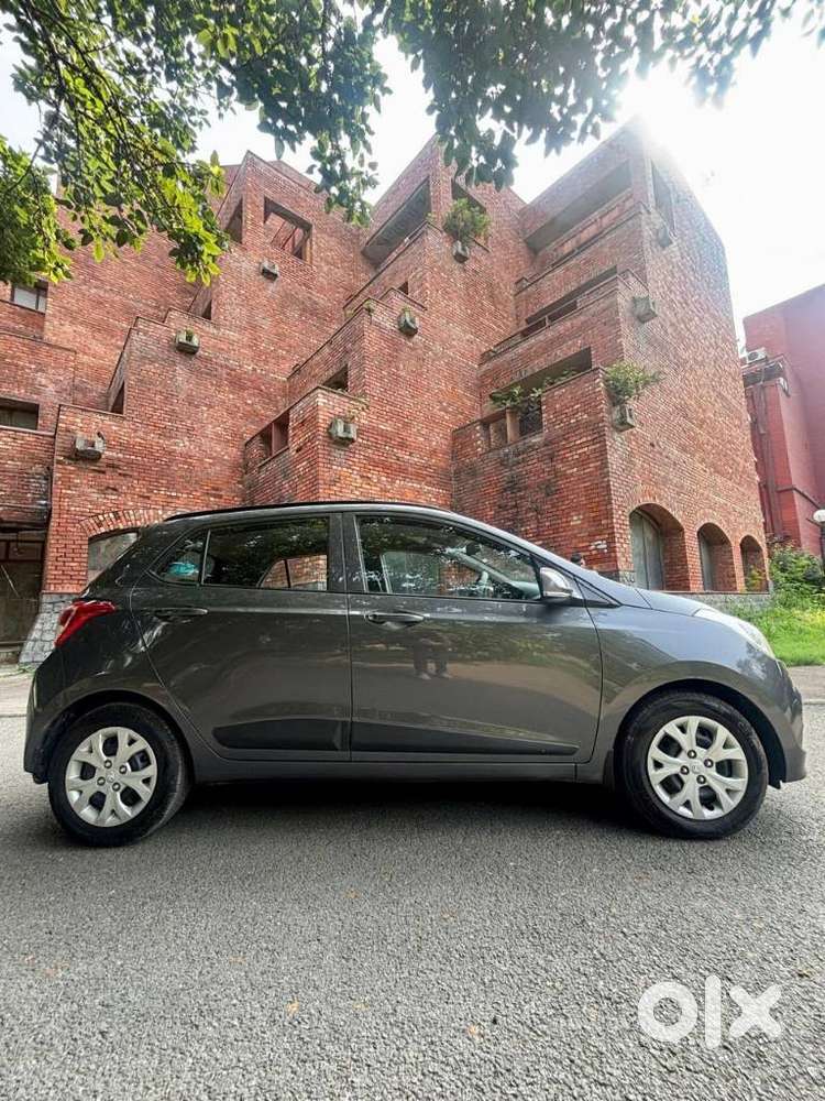 Hyundai Grand I10 Sportz, 2016, Petrol