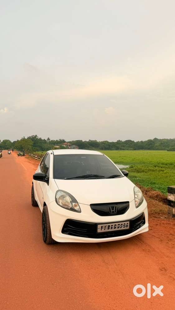 Honda Brio Petrol 2012