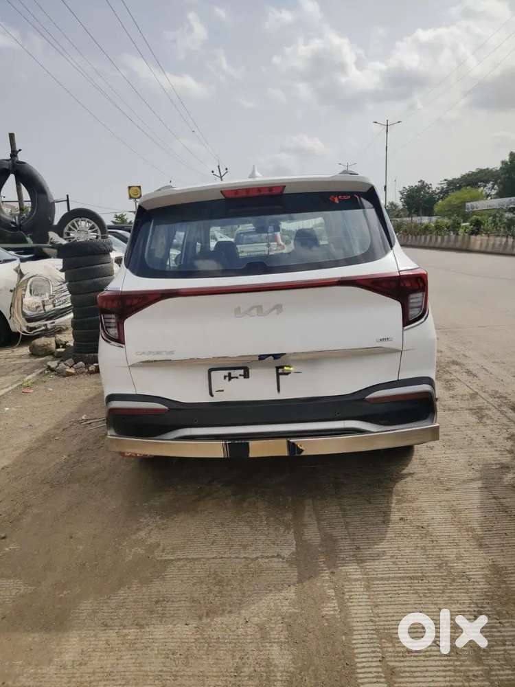 Kia Carens Prestige 2023