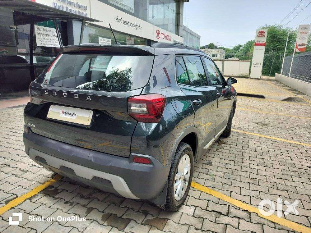 Skoda Kylaq Signature At, 2025, Petrol