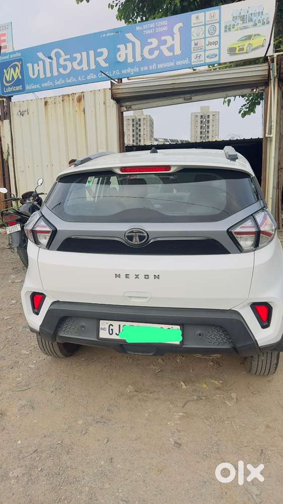 Tata Nexon Petrol 2021