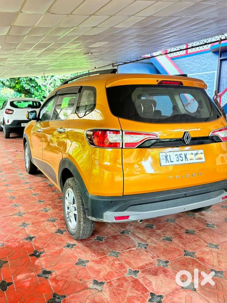 Facelifted Renault Triber Petrol 2020