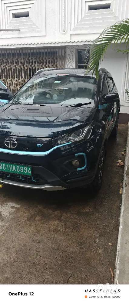Tata Nexon Ev Max 2023 Plus Lux