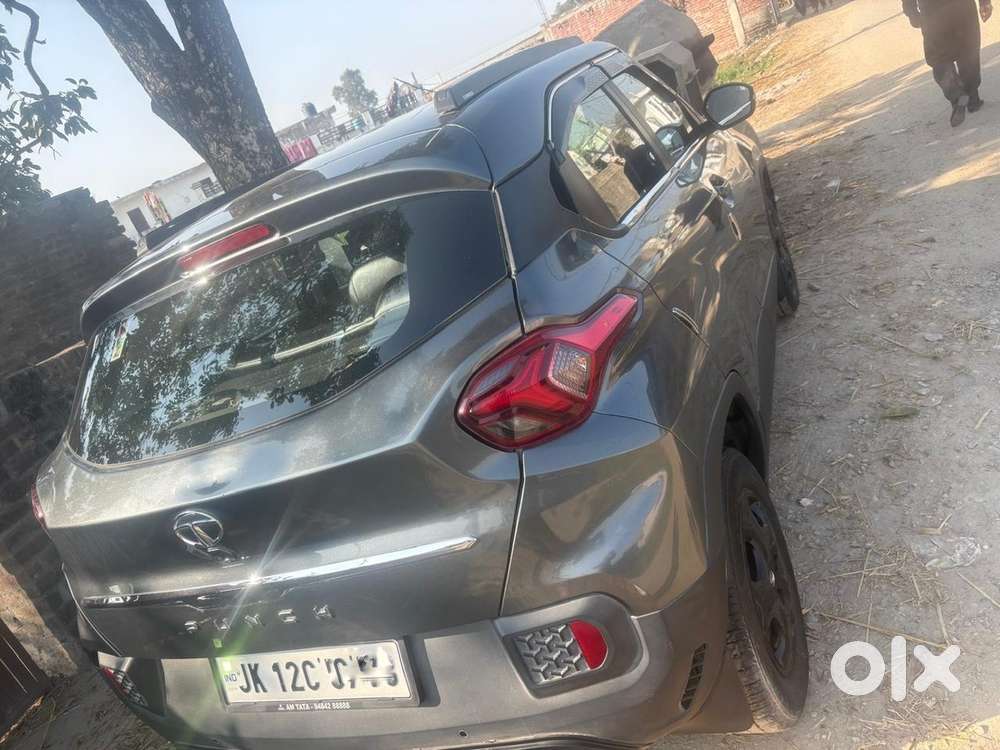 Tata Punch 2023 Petrol 400000 Km Driven