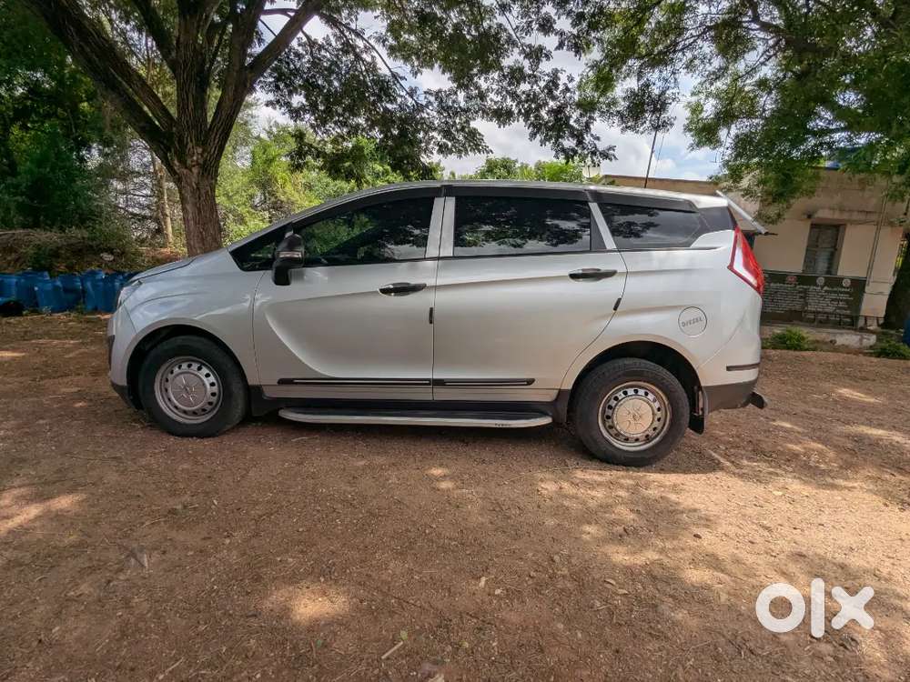Mahindra Marazzo 2019 Diesel 95000 Km Driven