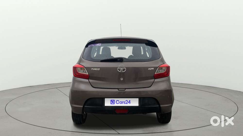 Tata Tiago 1.2 Revotron Xza, 2017, Petrol