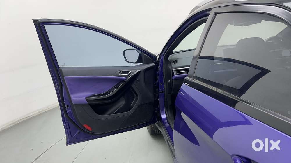 Tata Nexon Fearless Plus S Purple 1.2 Revotron Petrol 7dca Dual Tone..