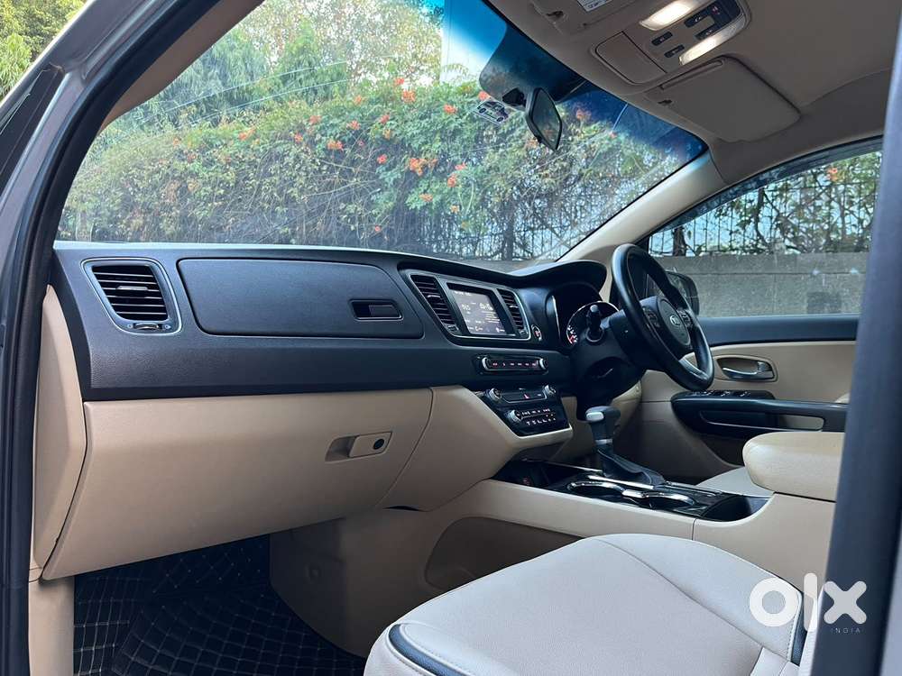 Kia Carnival Premium 8 Str, 2021, Diesel